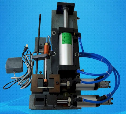 Pneumatische Drahtabisoliermaschine WPM-310